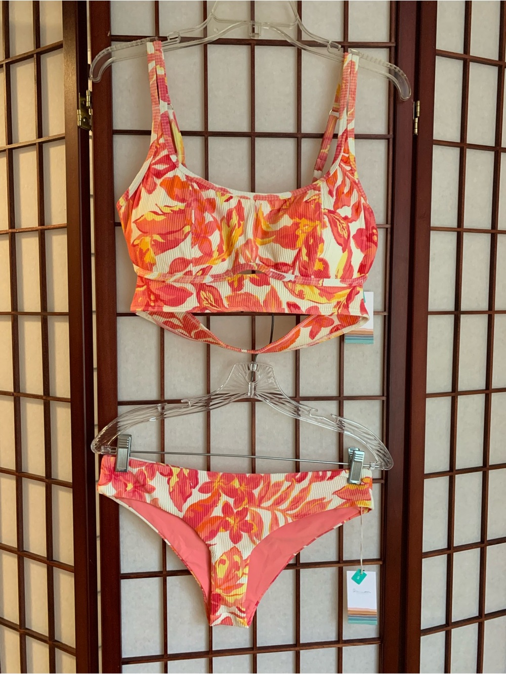 NWT Swim Systems Ivory/Coral Floral Ribbed Bikini in Size S/Top DD